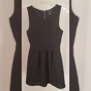 New with tag textured black dress
